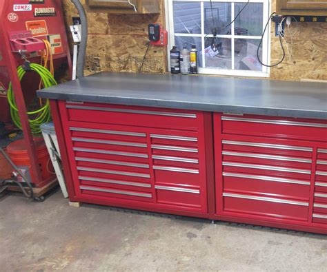 Toolbox Workbench : 3 Steps - Instructables
