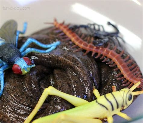 Creepy Crawly Slime Recipe for Kids - Fun-A-Day!