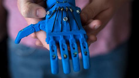 College students build 3D-printed prosthetic hands for kids