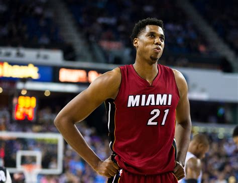 Heat's Hassan Whiteside sidelined with knee injury