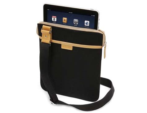 Messenger-Style iPad Hip Bag | Gadgetsin