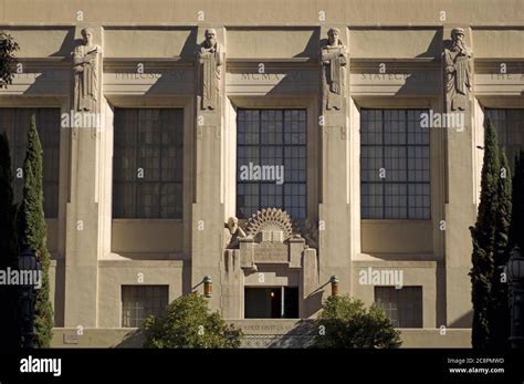 Art Deco ornamental detail of Los Angeles Central Library in downtown L.A Stock Photo - Alamy