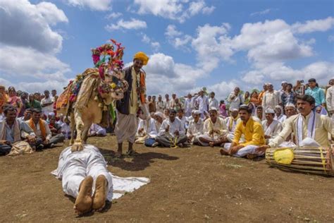 Top 6 Popular Folk Dance of Maharashtra, India - Dreamtrix