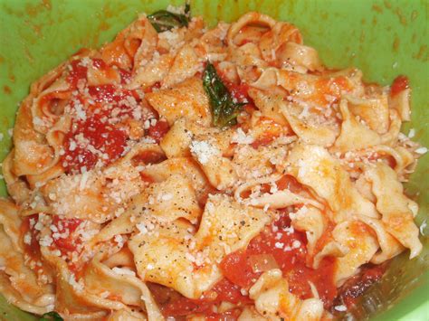 homemade Mafalde pasta i made tonight with a San Marzano, Pancetta, Onion, and Basil sauce, lots ...