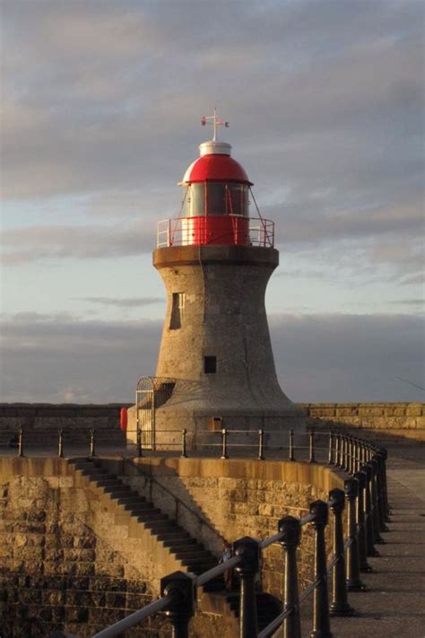 South Shields Lighthouse, Tyne and Wear, England | Beautiful lighthouse ...