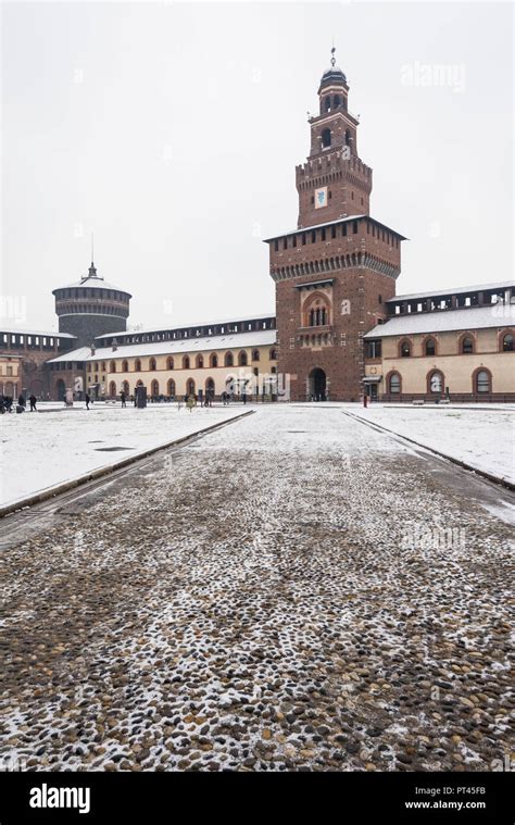 Sforza castle hi-res stock photography and images - Alamy