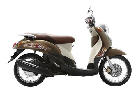 Yamaha Mio Fino Premium and the Fino Fashion