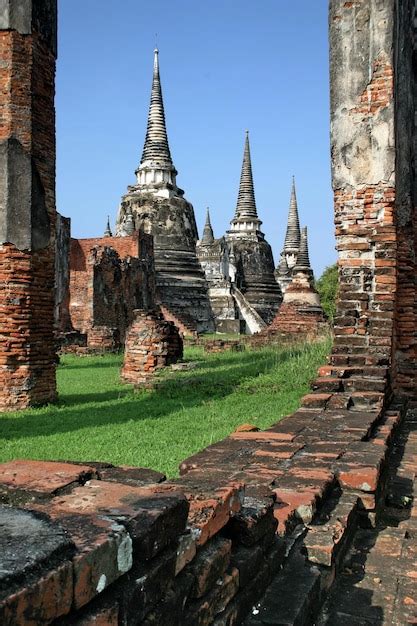 Premium Photo | The ancient thai temples look beautiful.