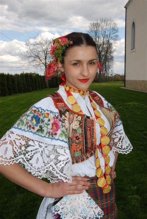 Croatian traditional clothing - Page 3 | Traditional outfits, Croatia fashion, Folk fashion