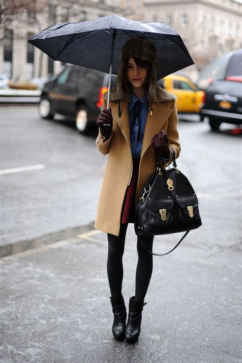 These 12 Rainy-Day Outfit Ideas Prove That Style Is 100% Waterproof | Glamour