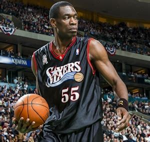 10 Oldest NBA Players Ever (Updated 2024) - Oldest.org