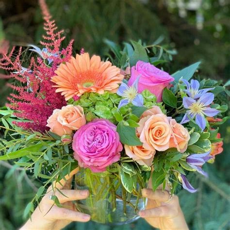 16 Best Florists for Flower Delivery in Rochester, NY - Petal Republic