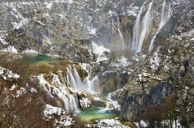 The Spectacular Plitvice National Park Winter Wonderland • Plitvice Winter