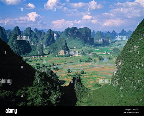 Moon Hill, Yangshuo, Guangxi, China Stock Photo: 338566 - Alamy