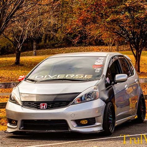 Pin oleh Autumn di Honda Fit di 2023 | Mobil impian, Mobil