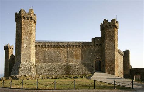 Explore The Fortress Castle At Montalcino!