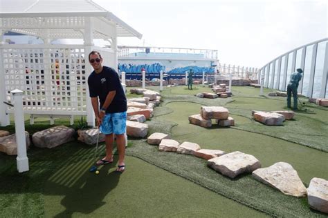 Editors' Picks - Top 25 Things to Do on Oasis of the Seas