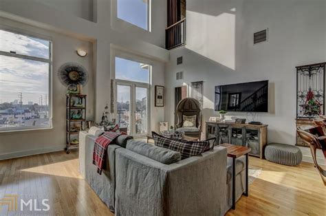 Soaring Buckhead loft boasts skyline views, enviable space for $429K ...