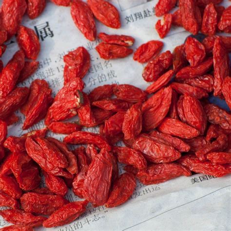 All About Dried Goji Berries, the Superfood Raisin | Goji berries, Dried goji berries, Goji ...