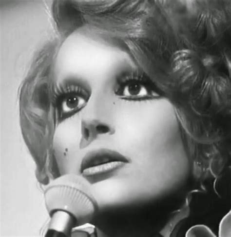 Il 25 marzo 1940 nasce la cantante Mina - TG Roseto