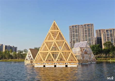 Floating prefab architecture addresses climate change on Jincheng Lake