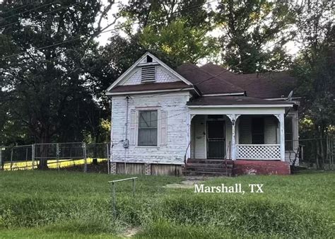 Sold - Reduced - c.1900 Fixer Upper in Marshall, TX Under $30K