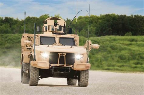 Oshkosh JLTV First Drive Review - CarsRadars