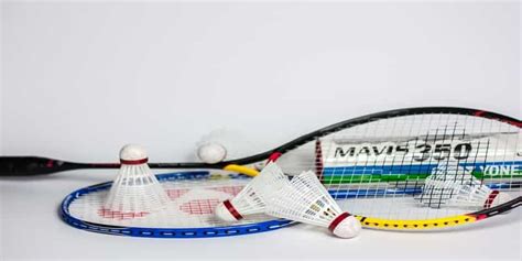 Top 5 Best Badminton Racket Brands In India 2024 - Jaxtr