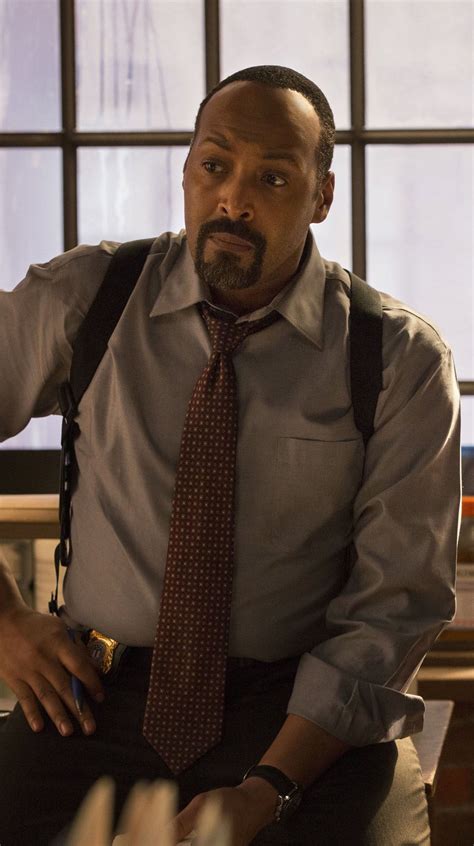 The Flash - Jesse L. Martin as Detective Joe West | Flash tv series ...