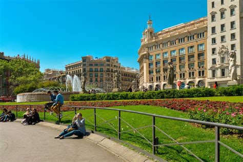 Beautiful Fountain at Plaza Catalunya Editorial Image - Image of ...