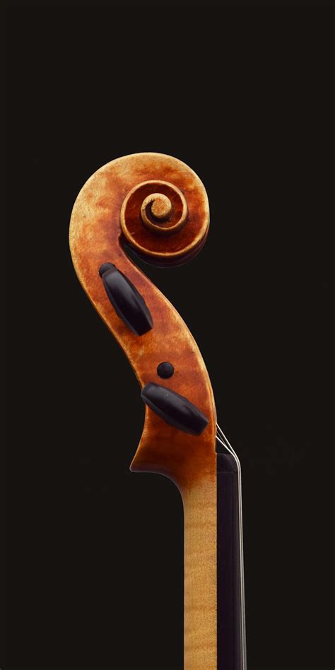 bellosio-violin-129-side-scroll | William Castle