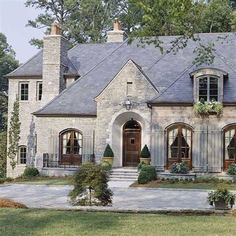 French Country House - Optimal Kitchen Layout