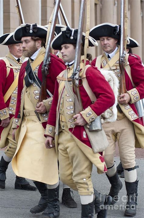 Colonial soldiers marching by Andrew Michael | Soldier, British uniforms, 18th century clothing