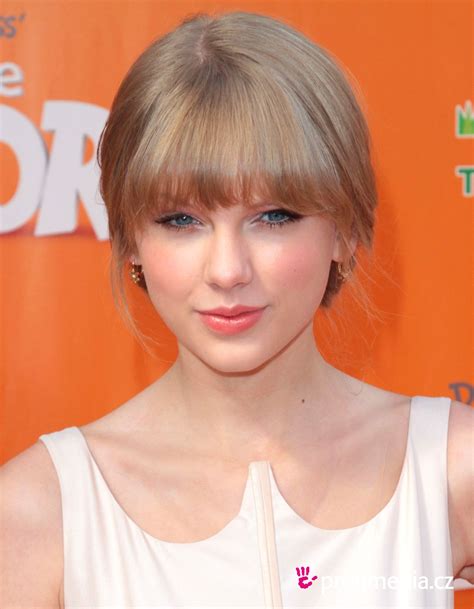 Taylor Swift Hairstyle Easyhairstyler - vrogue.co