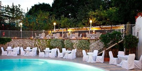 CAPRI HOTEL • SORRENTO • 4⋆ ITALY • RATES FROM €177