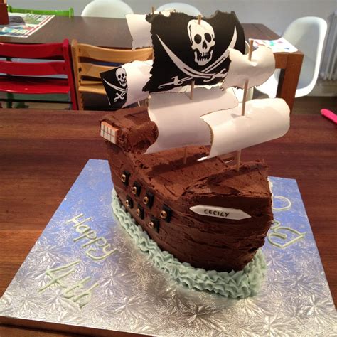 Truly Scrumptious: Pirate Ship Cake