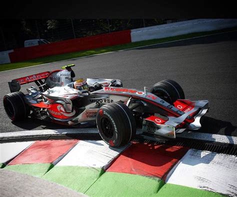 Lewis Hamilton 2007 | Mclaren mercedes, Mercedes benz mclaren, Mclaren