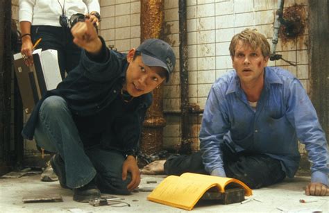 Cary Elwes and director James Wan on the set of Saw (2004) | Classic horror movies, Cary elwes ...