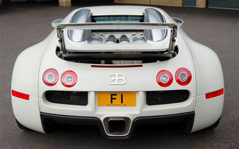 Bugatti Veyron Complete With F1 Numberplate Makes Debut