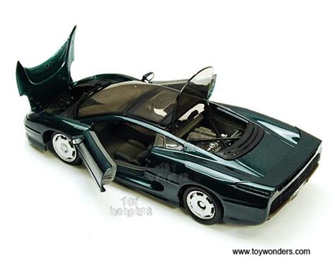 jaguar XJ220 w/ Sunroof by Maisto 1/24 scale diecast model car ...