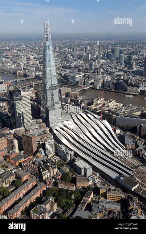 aerial view of the Shard & London Bridge Station Stock Photo - Alamy