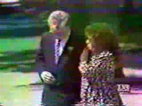 Local News Coverage/Footage of Keith Whitley's Funeral, 1989 - YouTube