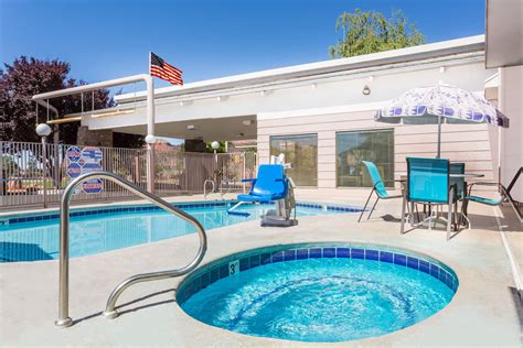 Days Inn & Suites by Wyndham Kanab | Kanab, UT Hotels