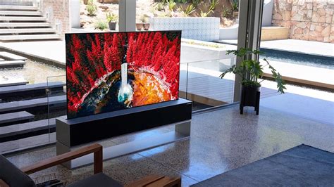 Review: LG’s rollable TV finally goes on sale—what’s in store?