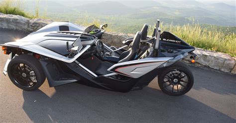 Polaris Slingshot: an unconventional three-wheeled motorcycle