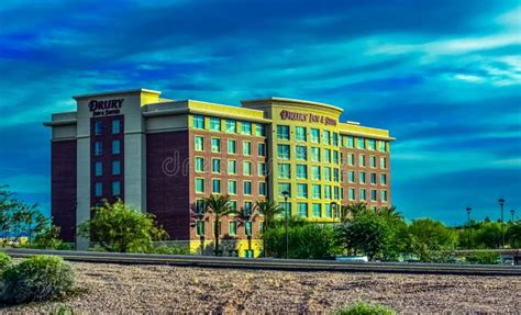 USA, ARIZONA - NOVEMBER 24, 2019: Hotel Building with a Sign Above the ...