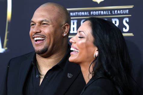 Raiders Coach Antonio Pierce’s Wife Files for Bankruptcy After He Took ...