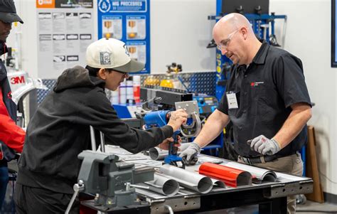 3M opens collision repairs skills development center in St. Paul – Twin Cities