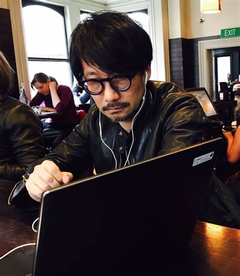 Pin on poses | Hideo, Kojima productions, Reaction pictures