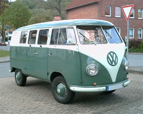 Volkswagen Transporter T2: l'amatissimo, e ricercatissimo, Bulli ...